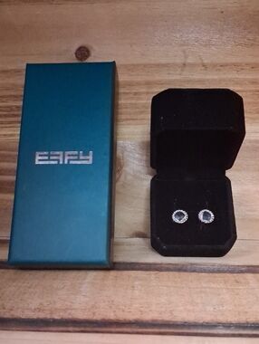 Effy Black Gift Box with Silver Clear Stone Stud Earrings
